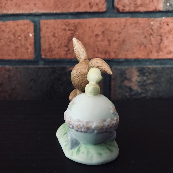 Bunny Rabbit Easter Egg & Peep Vintage Lefton ‘85 - Picture 2 of 6